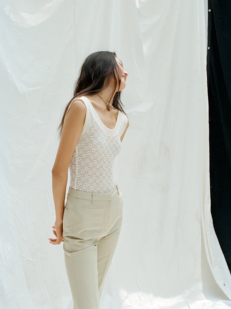 

Высокоэластичный кружевной комбинезон молочно-белого цвета, лето 202, женский жилет из полиэфирного волокна обычной длины, топы Faion