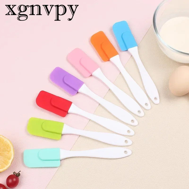 xgnvpy Small silicone split spatula cake baking tool detachable design easy to clean and available in a variety of colors