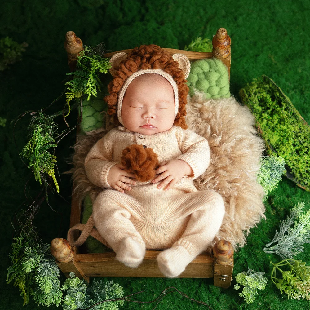 

Cute Baby Lion Set Photography Costume Knitted Lion Hat+Long Sleeve Jumpsuit with Tail Baby Cosplay Outfit Studio Shooting Props