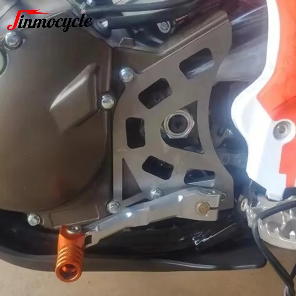 For Loncin MT250 Kayo KT250 Hengjian 2 Stroke DT230 Motorcycle Dirt Bike Front Chain Sprocket Cover Protection Chain Guard Cover