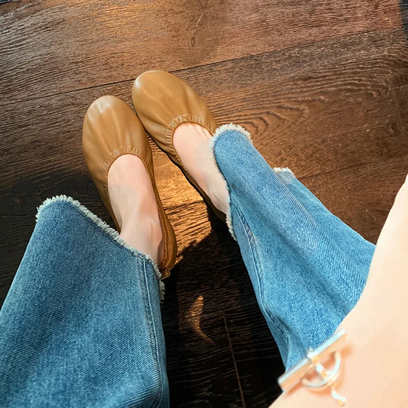Round Toe Leather Casual Flats Women Elastic Band Slip On Loafers Soft bottom Flat Heel Ballerina Shoes Comfortable Fashion