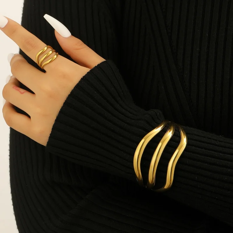 New Stainless Steel Wave Open Bracelet Bangles for Women Female Adjustable Geometric Mobius Rings Non-fading Jewelry Gift