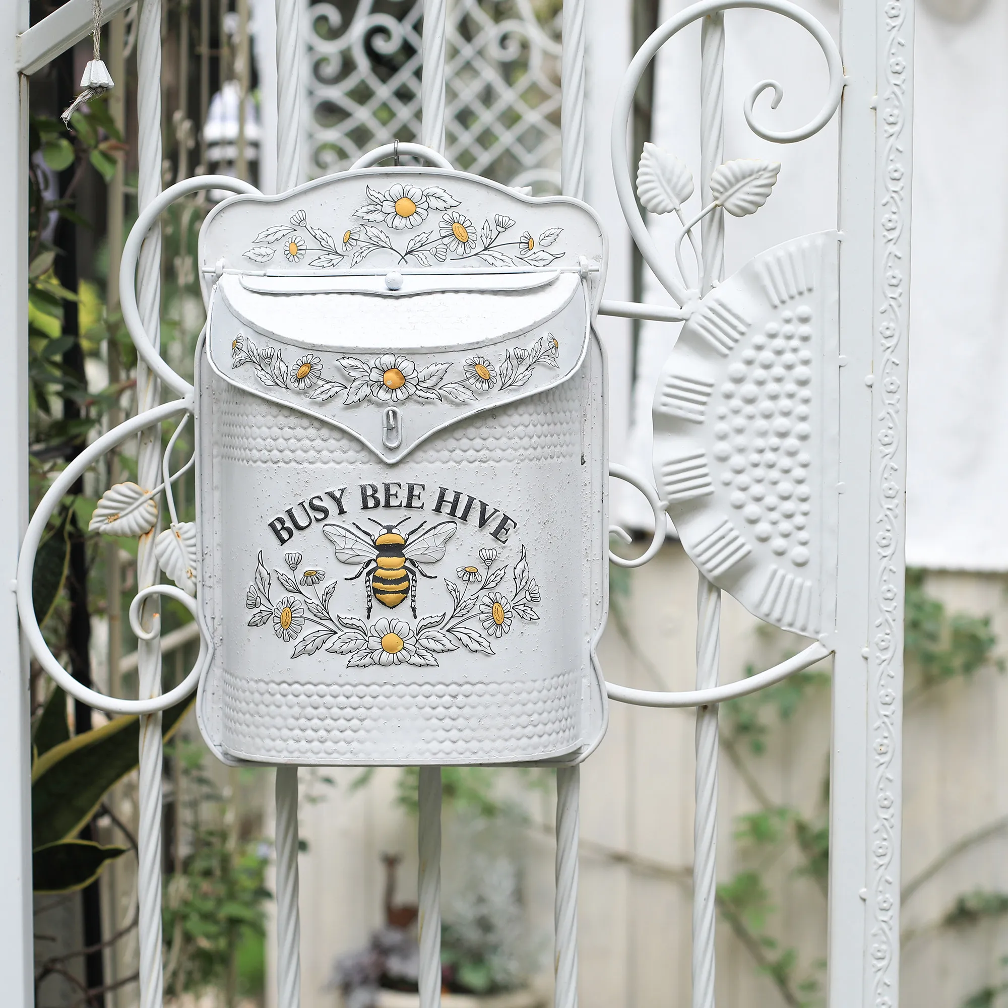 

European vintage wrought iron mailbox suggestion box wall decoration storage box outdoor garden wall decoration ornaments