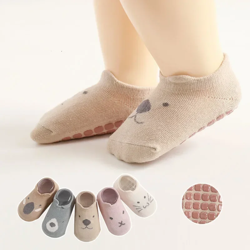 Chaussettes coréennes Newrbon, dessin animé mignon, chaussettes de rinçage pour bébé garçon et fille, chaussettes de sol en silicone non ald, chaussettes pour tout-petits, vêtements en coton Kawaii