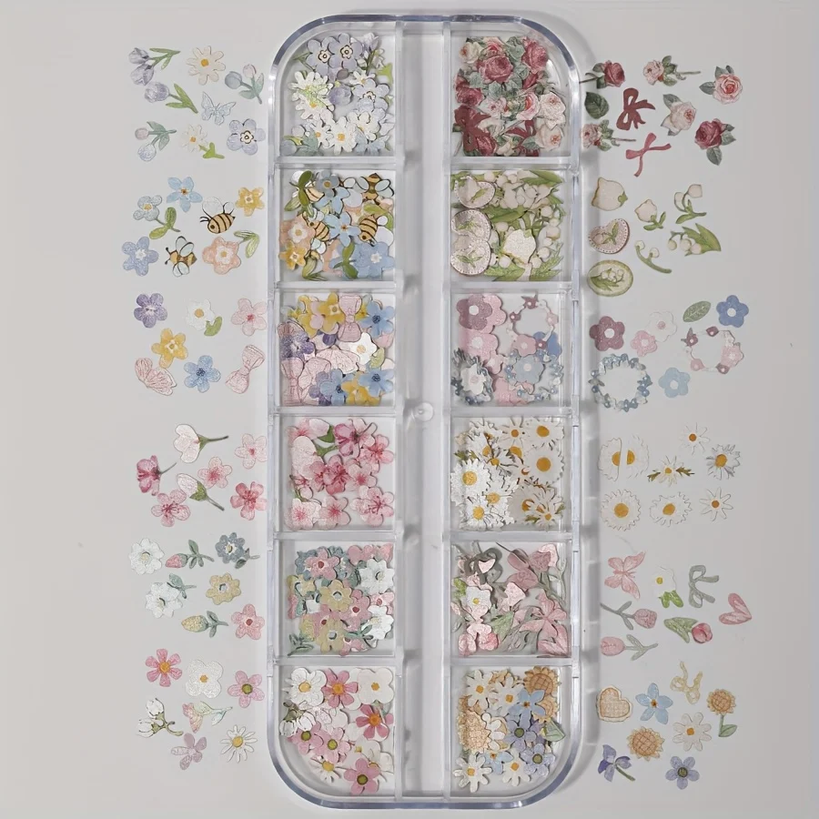 12-Gitter Nail Art Aufkleber Weihnachten Nagelaufkleber Schneeflocke Blätter Blume Holzzellstoff DIY Nagel Charm Nagel Pailletten Maniküre Zubehör