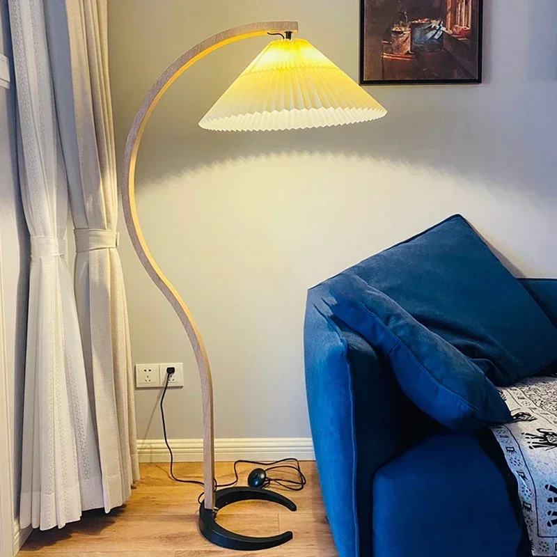 Modern Lighting Bedroom Bedside Lamps Nordic Solid Wood Pleated Led Floor Lamp Living Room Sofa Standing Light Home Decorations