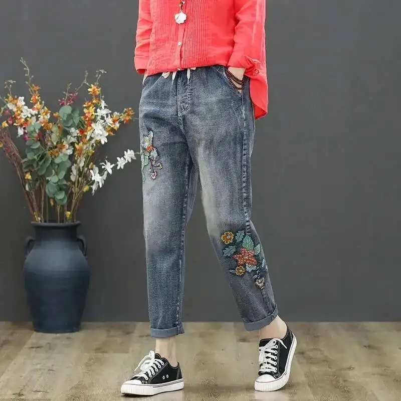 Women Jeans Pants Summer Vintage Floral Embroidery Casual High Waist Baggy Jeans Femme Light Blue Denim Harem Pants