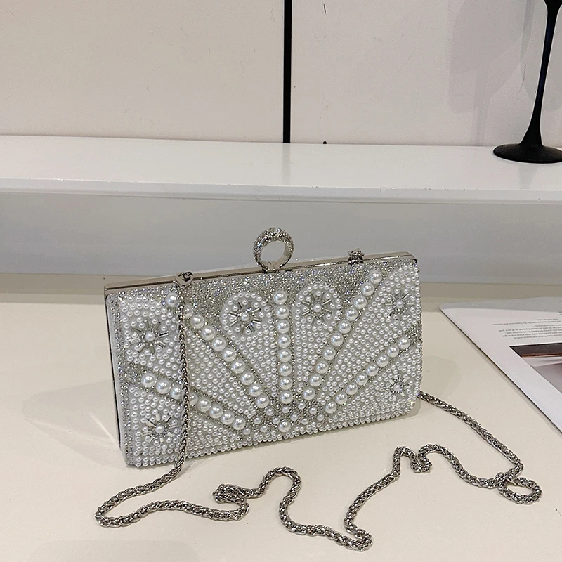 2025 Fashionable New Beading Frame Shoulder & Crossbody Bags Shining Diamonds Hot Trendy Exquisite Pattern Handbags for Women