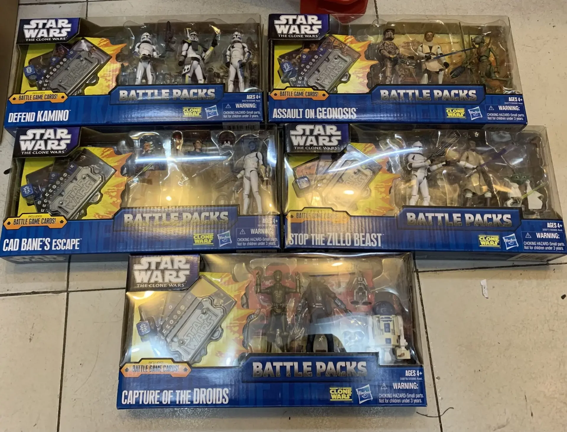 

Star Wars Box Damaged Battle Packs Cad Bane Escape Stop the Zillo Beast Defend of Kamino Capture the Droids 3.75" Action Figure