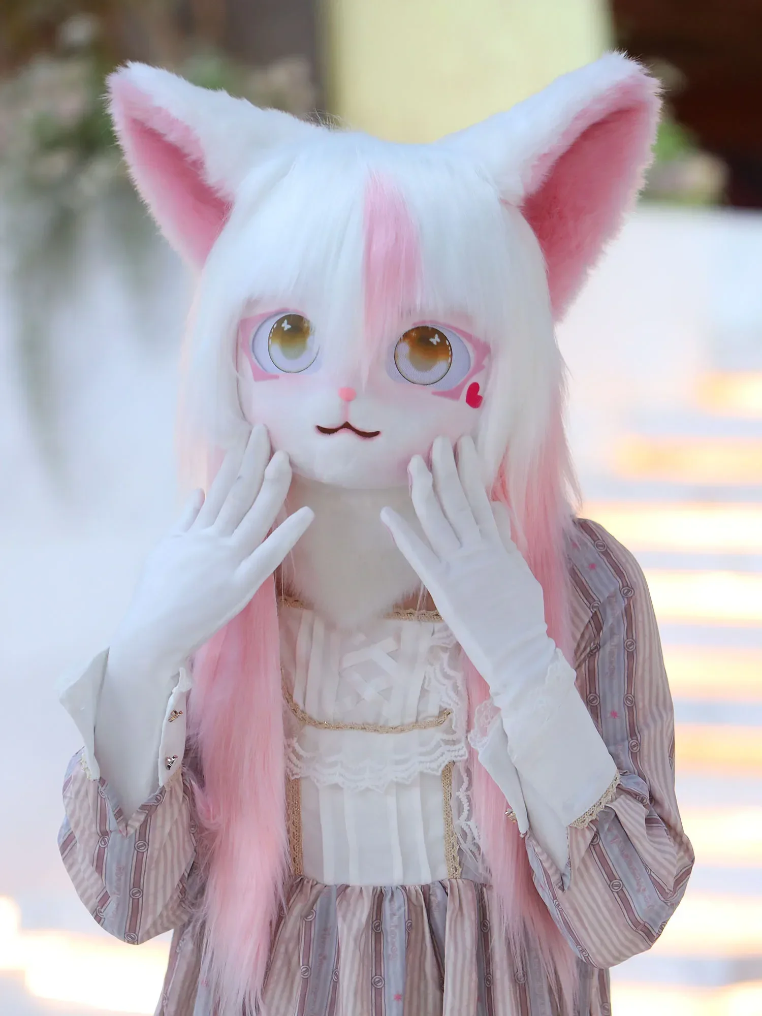 

Cosplay Anime Fursuit Furry Head Mask with Long-hair Kig Cartoon Animal Headgear Showcases Kawaii Lolita Dress UP Costume Props