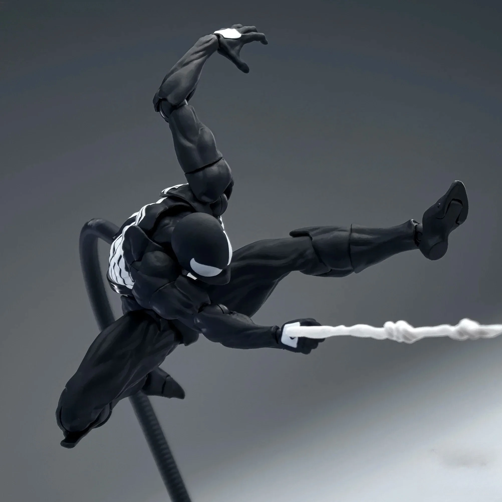 

2026 New HOT Disorder Toys Spider Ct Toys Neighbor Symbiote Scarlet Spider Kaine Parker Anime Action Figure Toy Birthday Gift