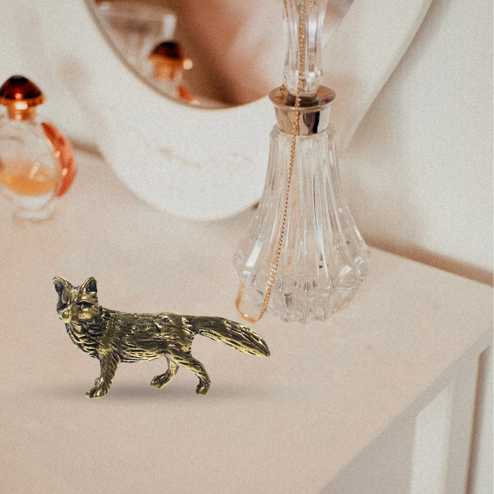 

Small Fox Brass Golden Animal Adornment Desktop Decor Office Table Ornament Home Decor Craft Mini Statue Retro Style Dashboard