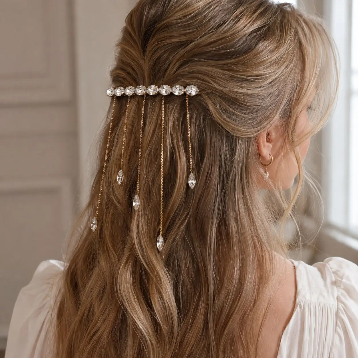 Elegant White Pearls Hair Comb Gold Color Metal Chain Tassels Bridal Headpiece French Style Women Wedding Hair Accessories Gift