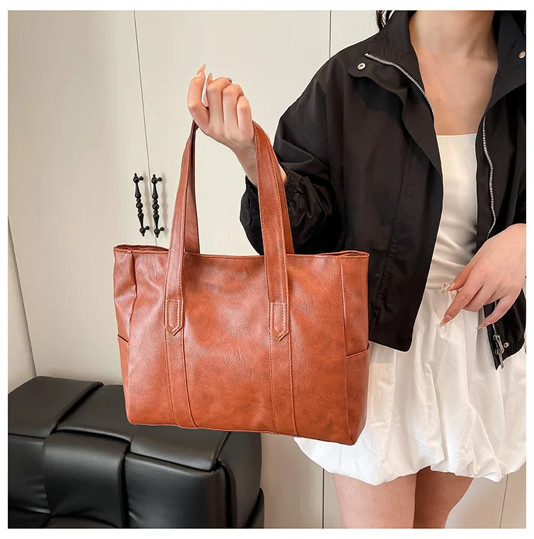 Vintage-Leder-Umhängetasche, geräumige Casual-Tragetasche mit zwei Griffen, Alltagstasche für Frauen, vielseitige Handtasche – Detail 29