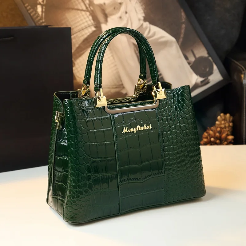 

2023 Large Capacity Female Tote High Quality Luxury Bags For Women Crocodile Patent Leather Messenger Bag Brand Designer Handbag