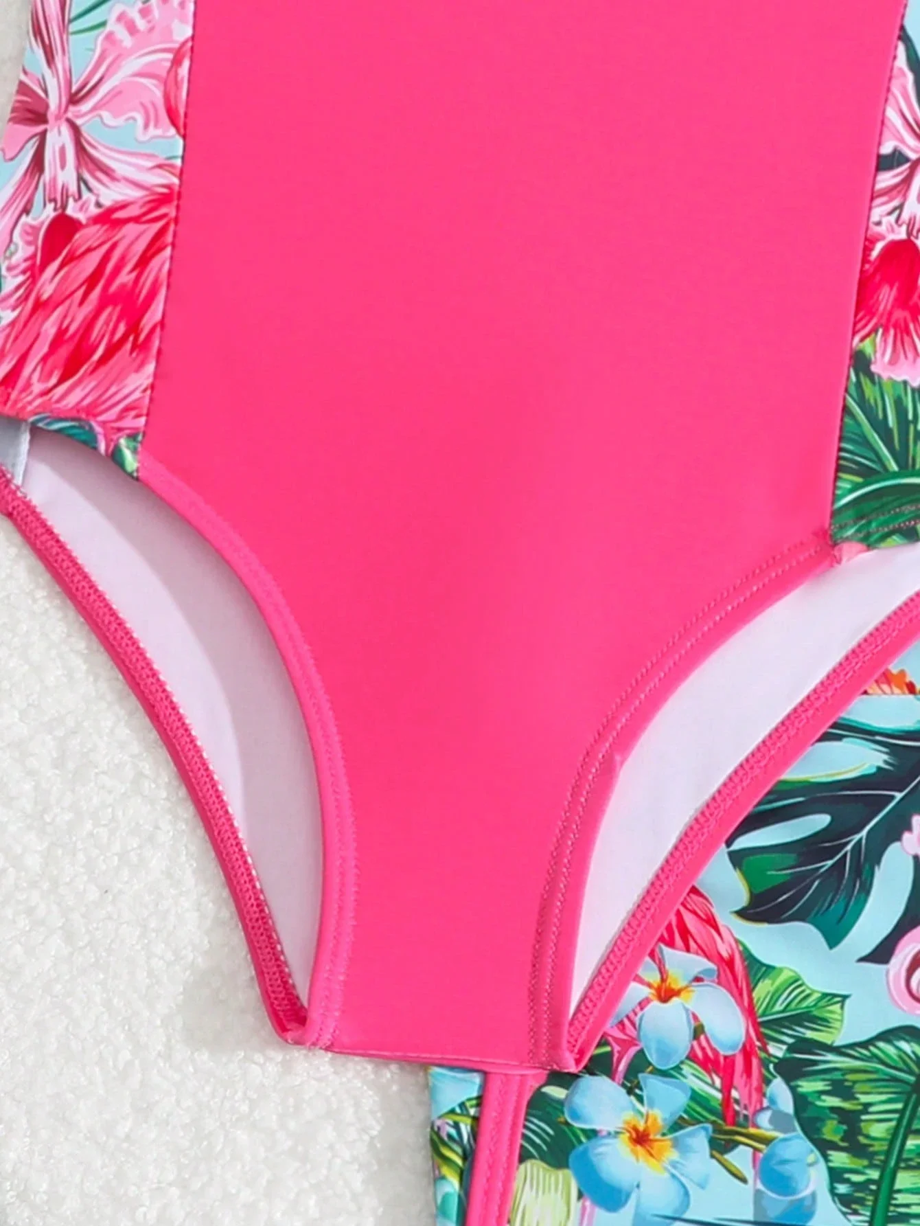 

Цельный купальник с цветочным принтом и шортами, комплект для пляжного отдыха