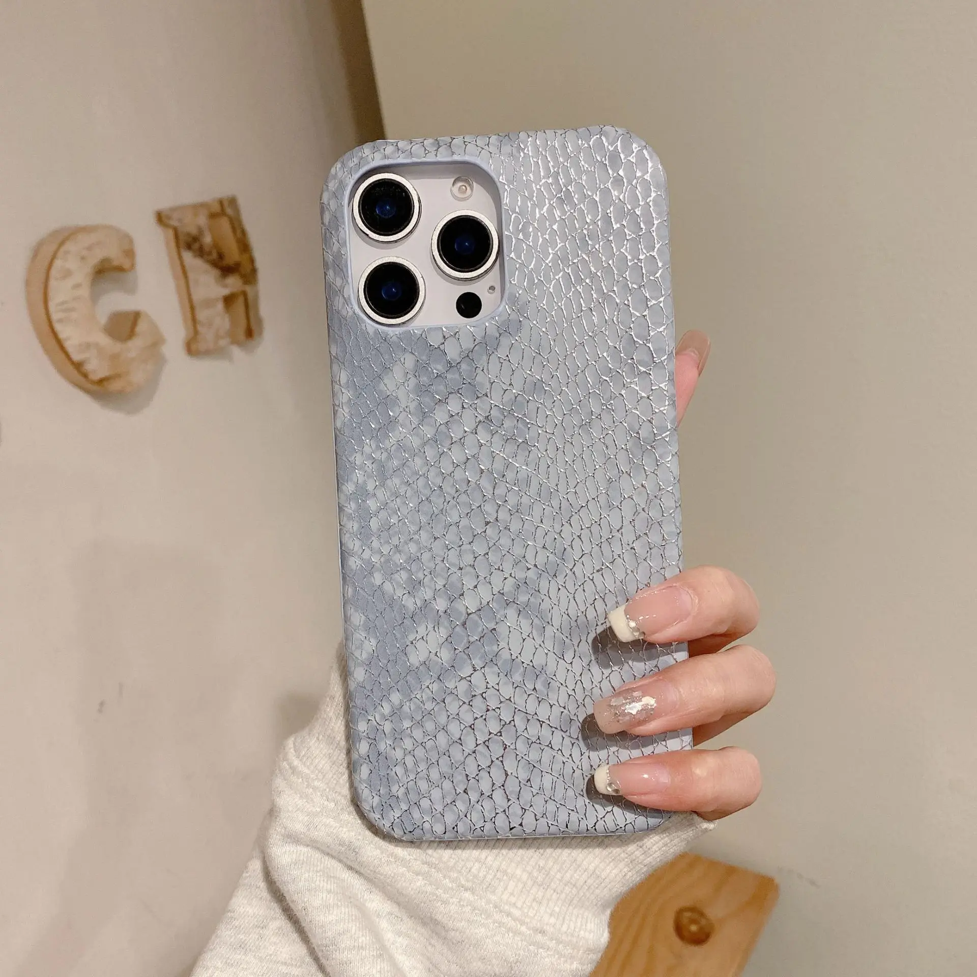 

Suitable for iPhone 17 Snake Skin Pattern, 16promax Hot Gold Grid Pattern 15pro Half Bag 14 Anti Drop 13 Hard Protective Cover