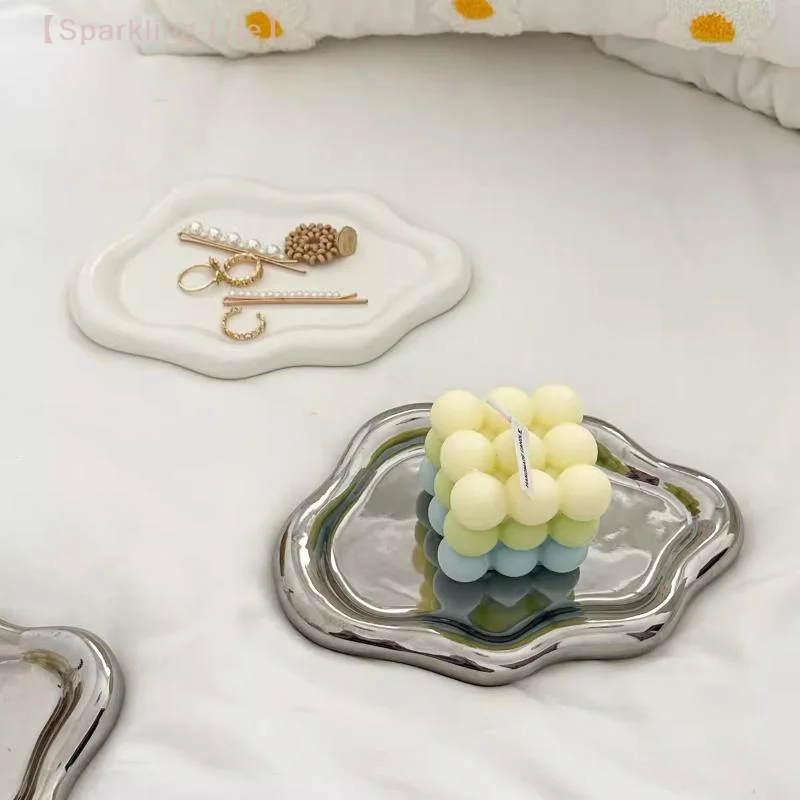 

【JYA1】Jewelry Storage Tray Creative Cloud Shapes Electroplated Jewelry Earrings Ring Display Desktop Dish For Women