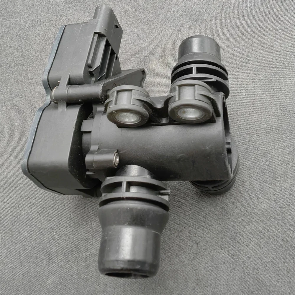 1pcs Coupe Diverter Valve Coolant Actuator for Mercedes Benz W222 S400 HYBRID A218 S63 A0005061400 0005061400
