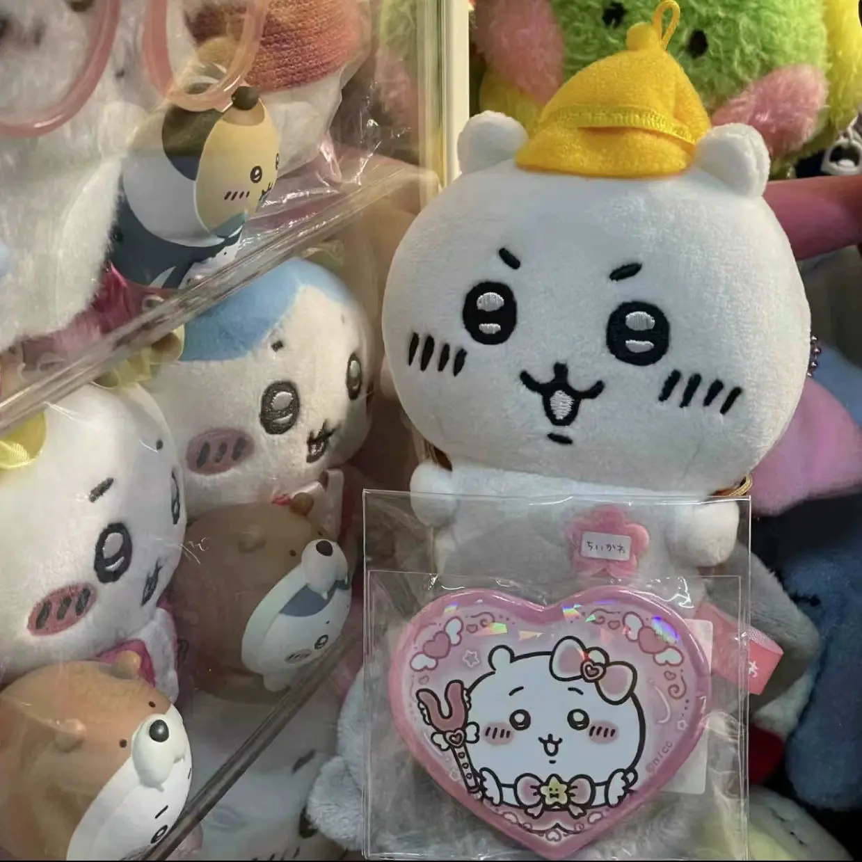 バッジ大セール！ちいかわピンクラブバーチハチワレウサギモモンガ漫画周辺グッズ可愛いバッジバッグ飾り友達へのプレゼント