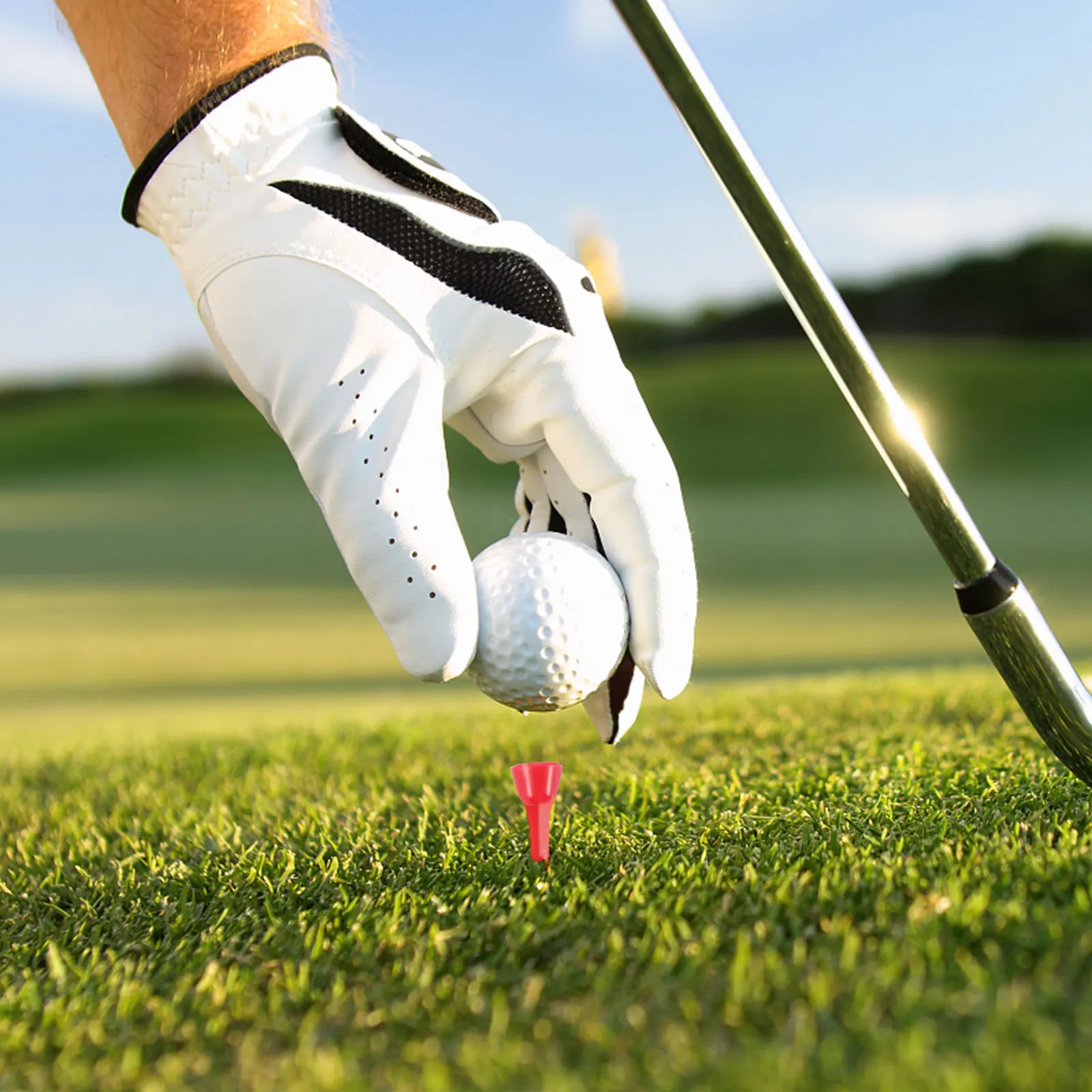 

2 set Ball Marker Caps Durable Plastic Mini Tee Holder For Golfers Portable Tee Holding Accessory Lightweight Compact Design