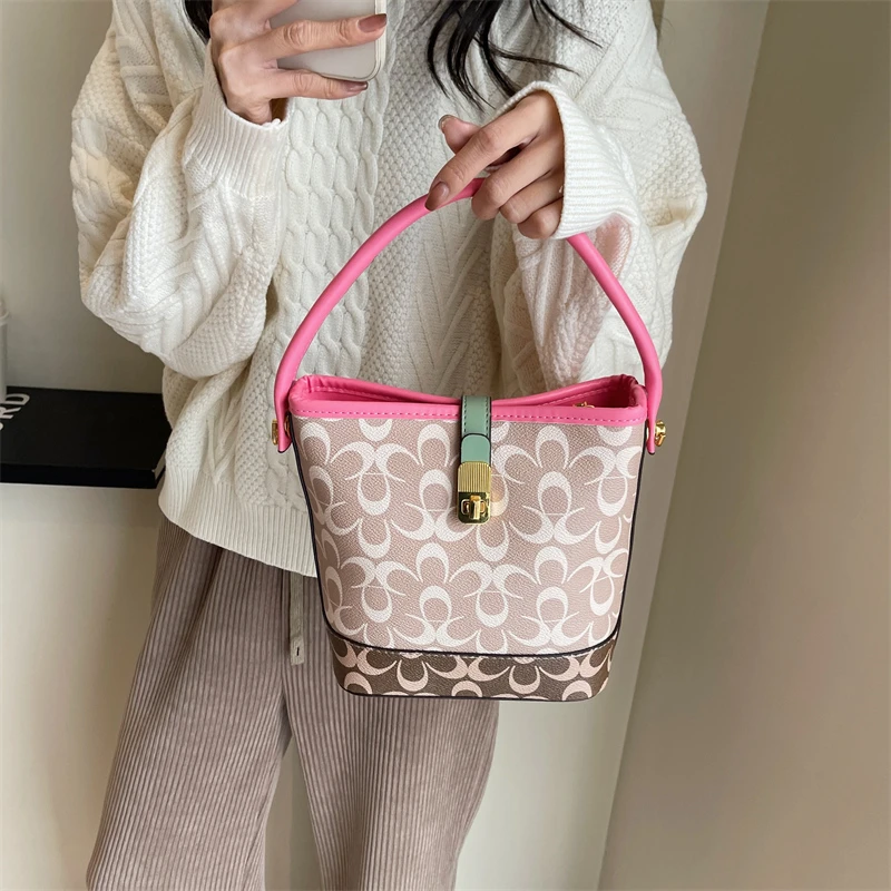 

Travel Smart Envelope Purse Women Multifunctional Shoulder Handbag Journey Friendly