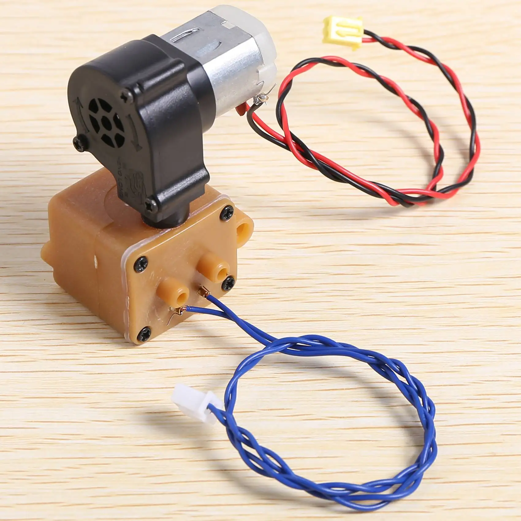 B68C Smoke Generator Smoker Parts For 1/16 Henglong RC Tank Model 6.0S/6.1S Version RC Trailer Excavator Upgrade Accessories