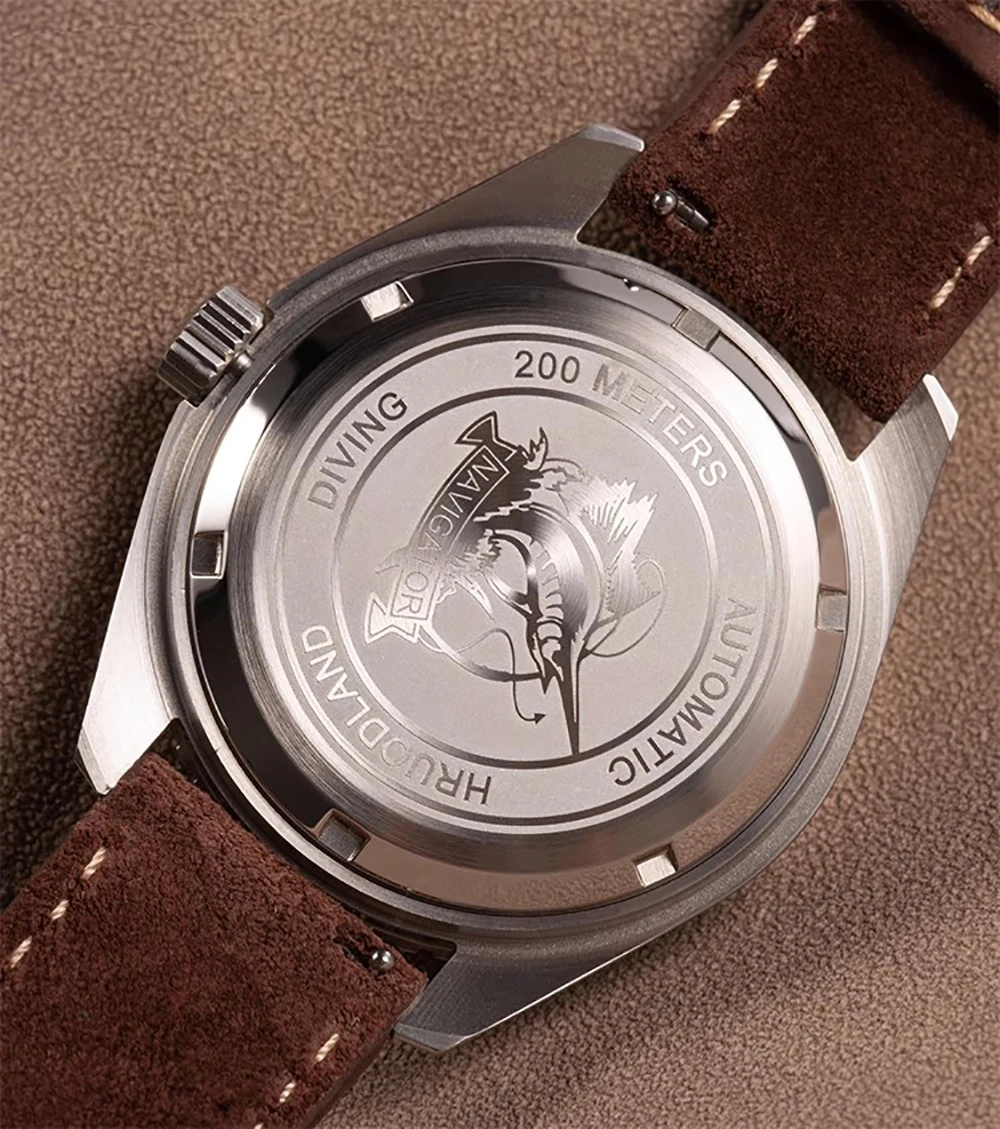 Hruodland 2025 جديد ساعة ميكانيكية للرجال NH35 41.8 مللي متر F025 الحد الأدنى ريترو الرياضة الفولاذ المقاوم للصدأ الغوص مضيئة Reloj Hombre