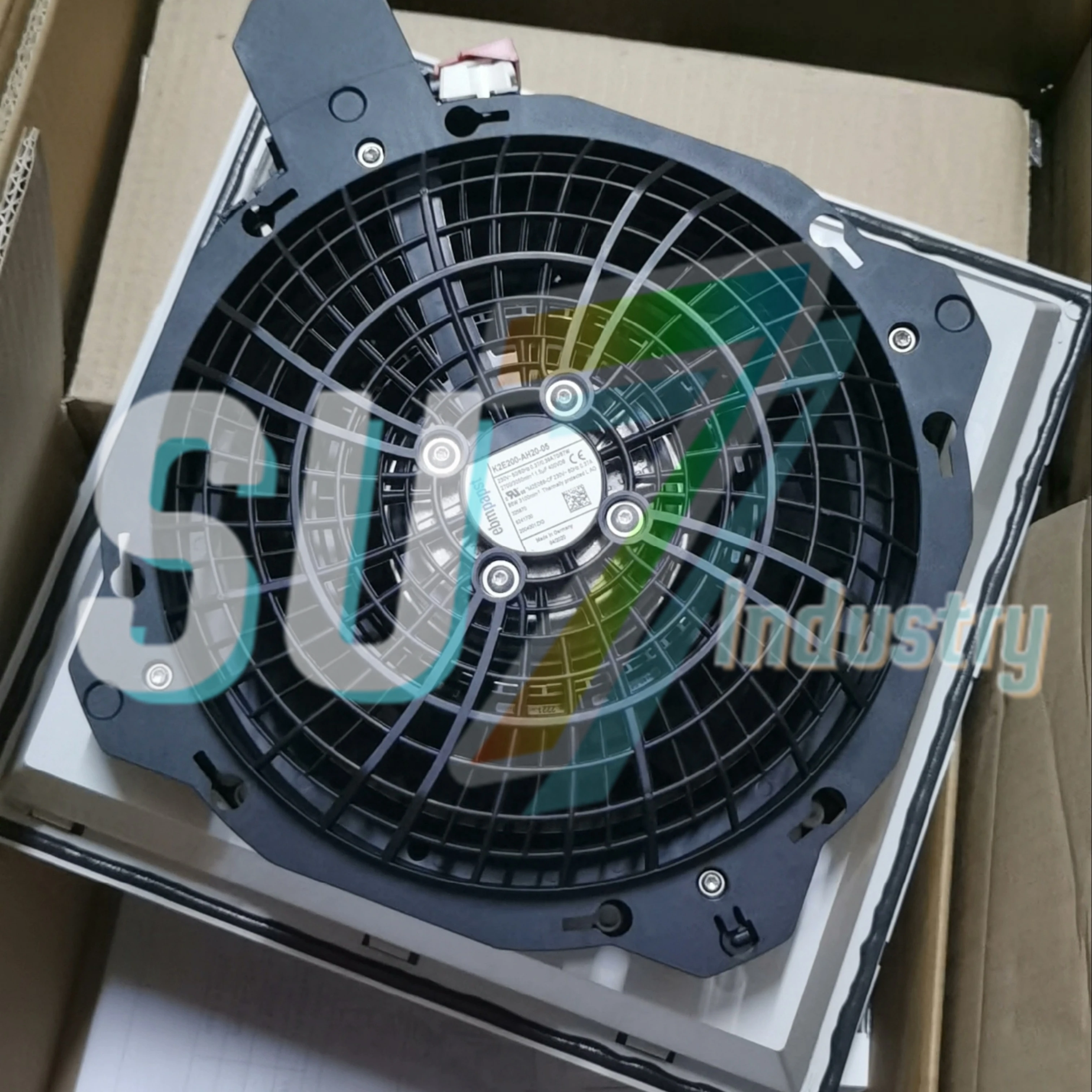 

SK3243.100 SK3243.110 Охлаждающий вентилятор Новый в коробке
