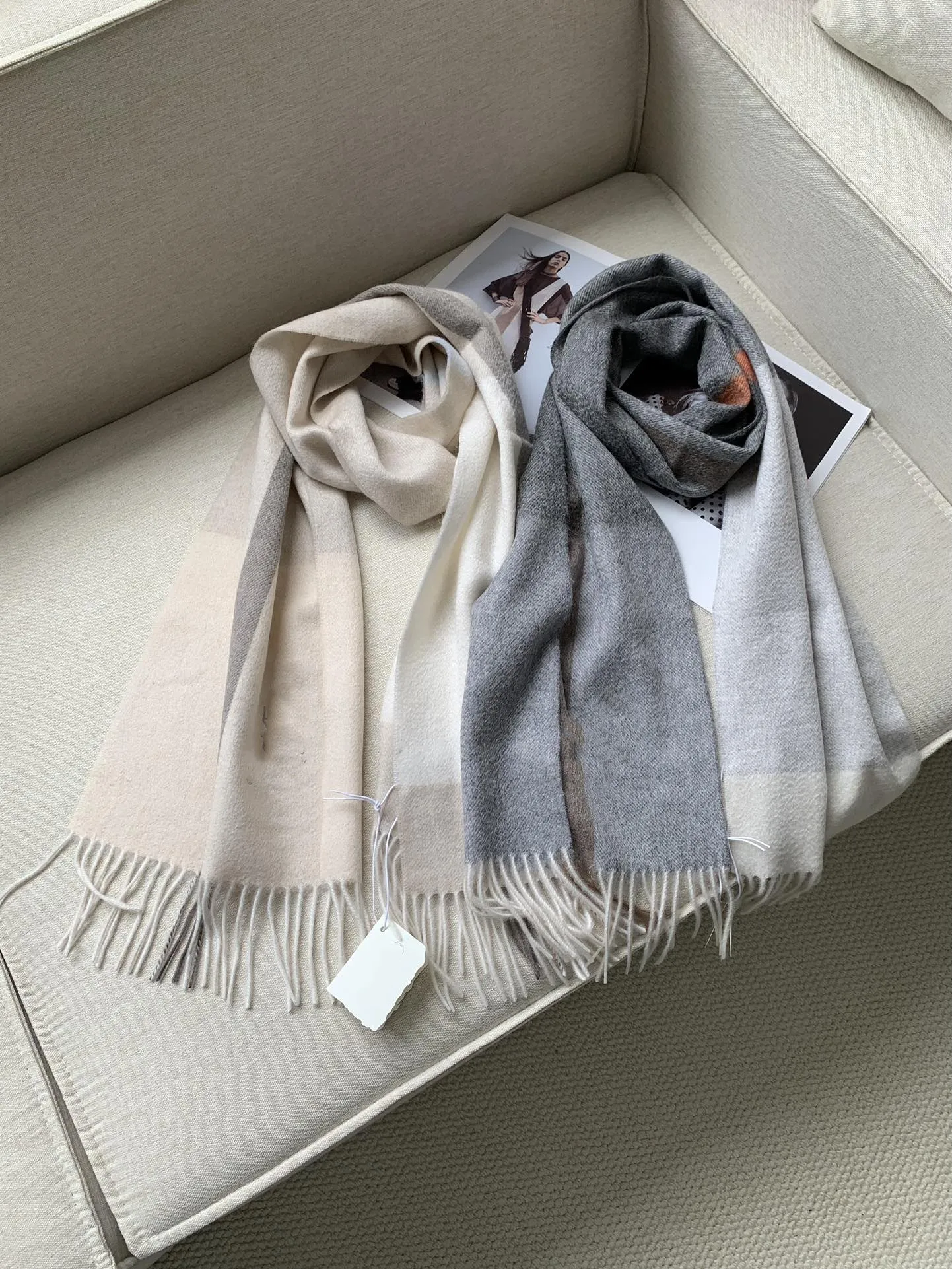 Ladies' Scarf 2024 Autumn Winter New 100% Cashmere Embroidered Tassel Casual Fashionable Shawl