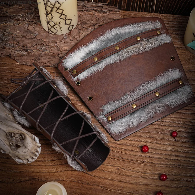 1Pcs Medieval Viking Knight Arm Gauntlets PU Leather Fur Armor Bracer Vambrace Knight Arm Guards Samurai Larp Bracers Cosplay