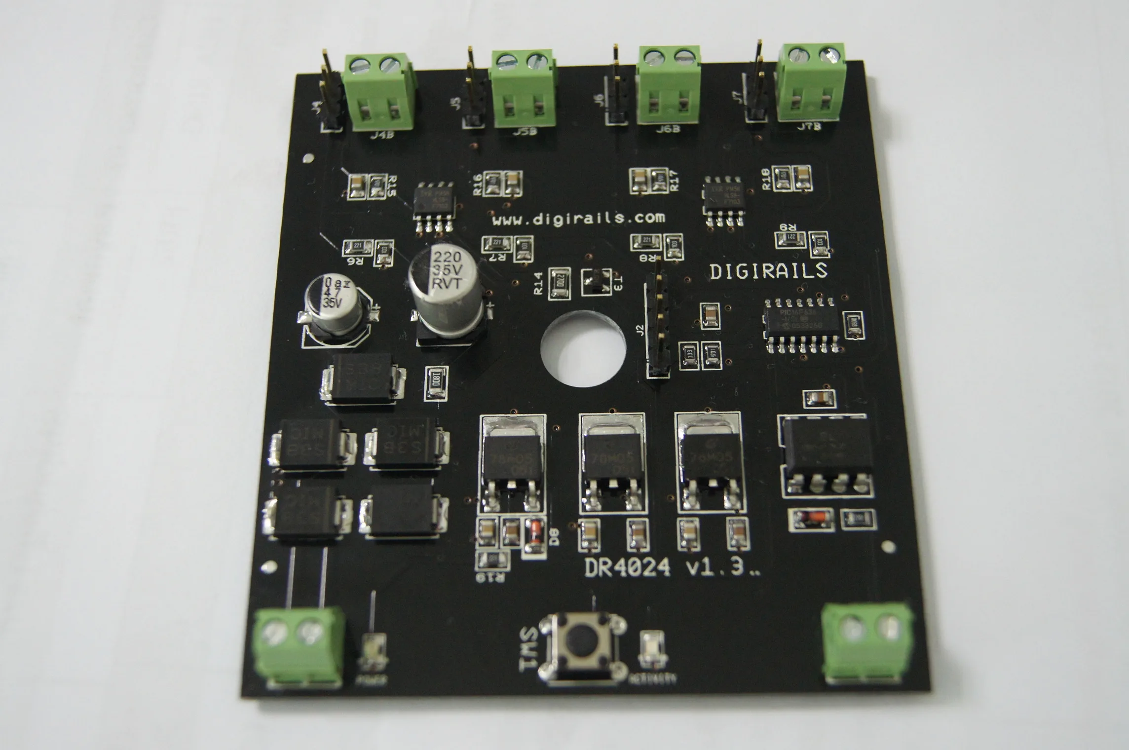 DR4024 Servo Decoder Review: Why It’s a Game-Changer for RC Enthusiasts and DIY Builders