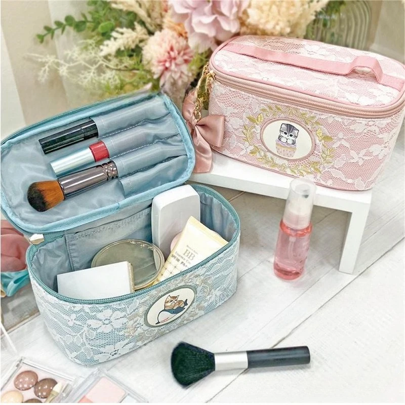 

Mofusand Delicate Lace Makeup Bag Cute Practical Portable Handheld Storage Pouch for Cosmetics and Small Items