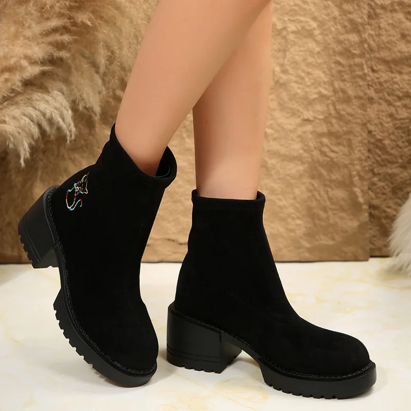 

2025 NEW Suede Plush Round Toe Thick High Heel Cold Resistance Snow Boots Fur Classic Warm and best-selling Ankle Boots