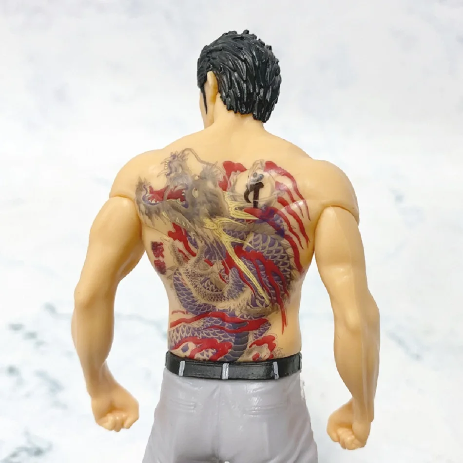Kiryu Kazuma Figure Goro Majima Figurine Anime Statue en PVC Sculpture Desto Décoration Cadeau de collection 17 cm