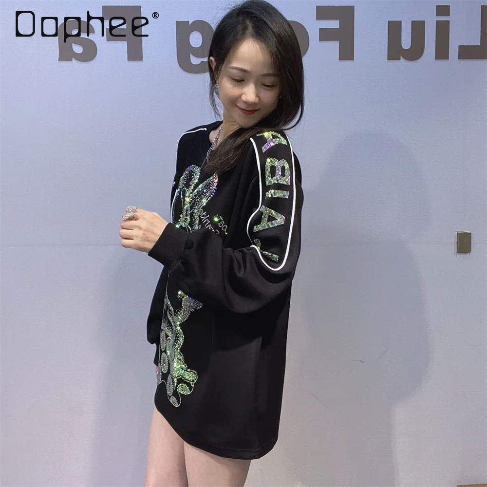 

Black Sweatshirt Women Fashion Round Neck Loose Mid-length Sweatshirt 2025 New Autumn Winter Space Cotton Cartoon Rhinestone Top