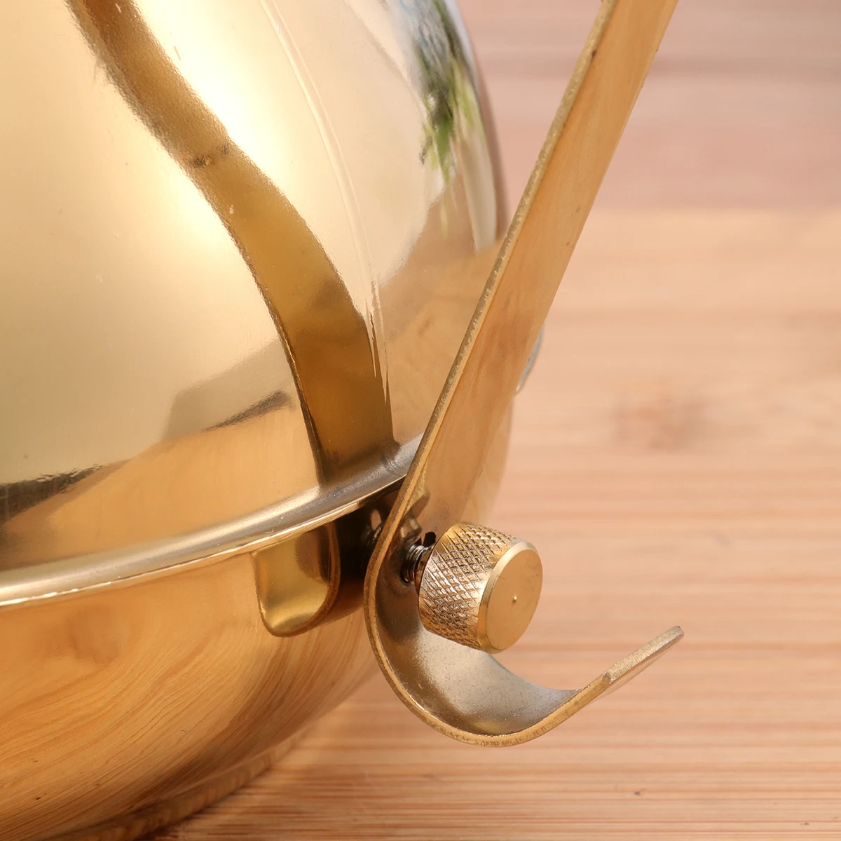 

Stainless Steel Kettle Boil Water Hanging Pot Hot Tea Coffee Maker Mirror Finish Crown Lid Curved Handle Long Spout For Gas
