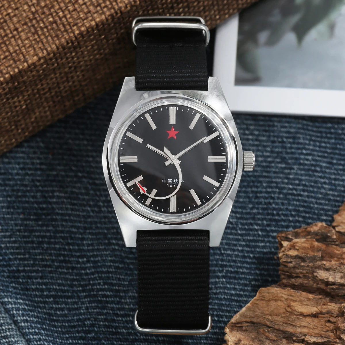 

Men’s Mechanical Watch Shanghai 8120 Manual Mechanical Movement 36Mm Retro Chinese Watch Suitable for Men’s Gifts
