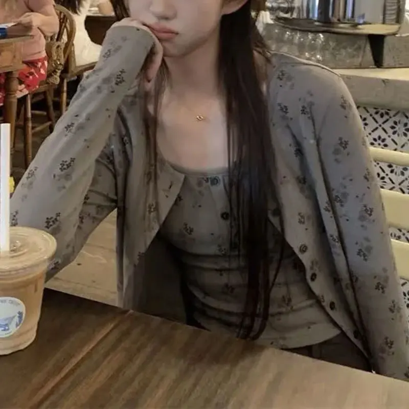 

Korean Gentle Broken Flowers T-shirts Female Clothing Two Piece Set Autumn Long Sleeve Casual Basic Round Neck Button Pullovers