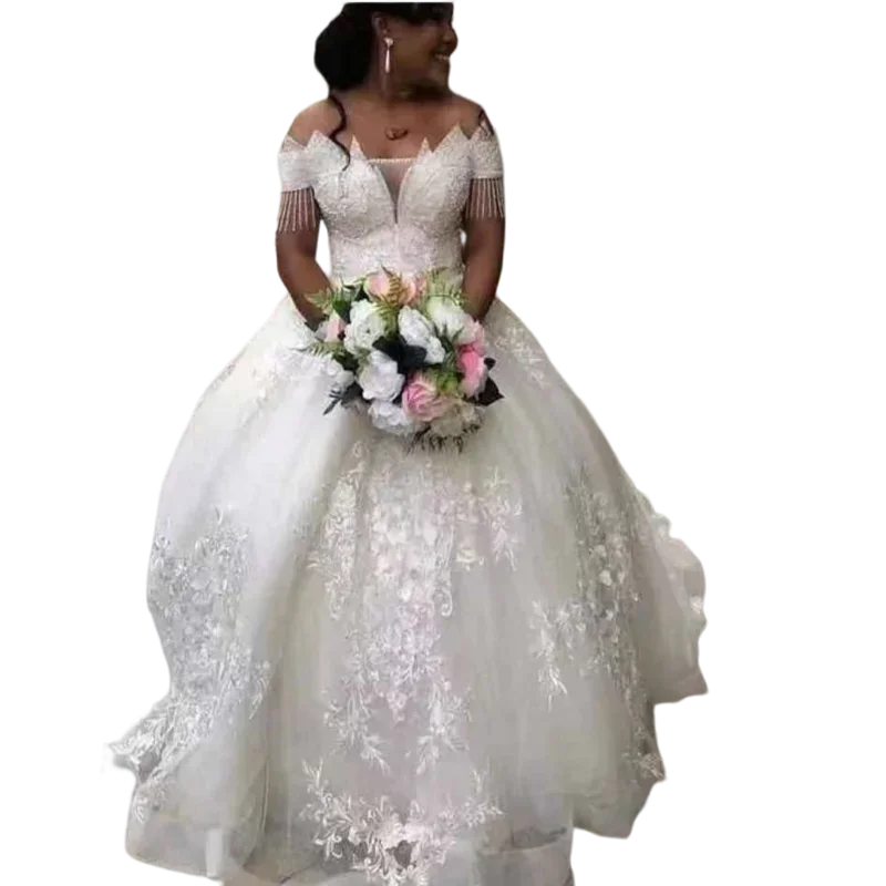 Customized Modest Off The Shoulder Ballgown Wedding Dresses Sweep Train Lace Appliques Vestido Novia Black Woman Bridal Gowns