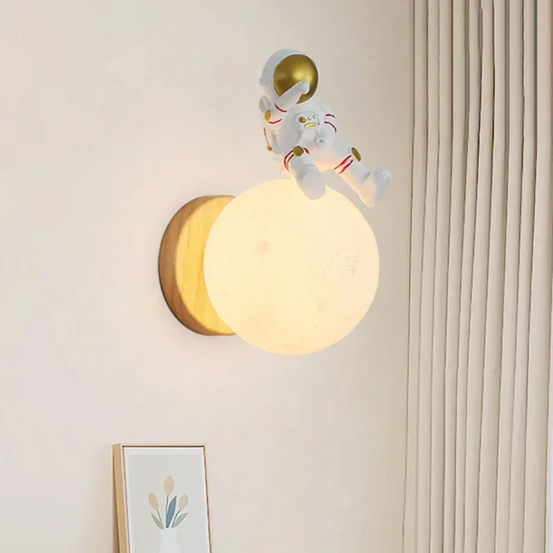 LED Modern Wall Lamp Resin Moon Rabbit Astronaut Lights For Bedroom Children\'s Room Study Nursery Interior Decorative Lighting