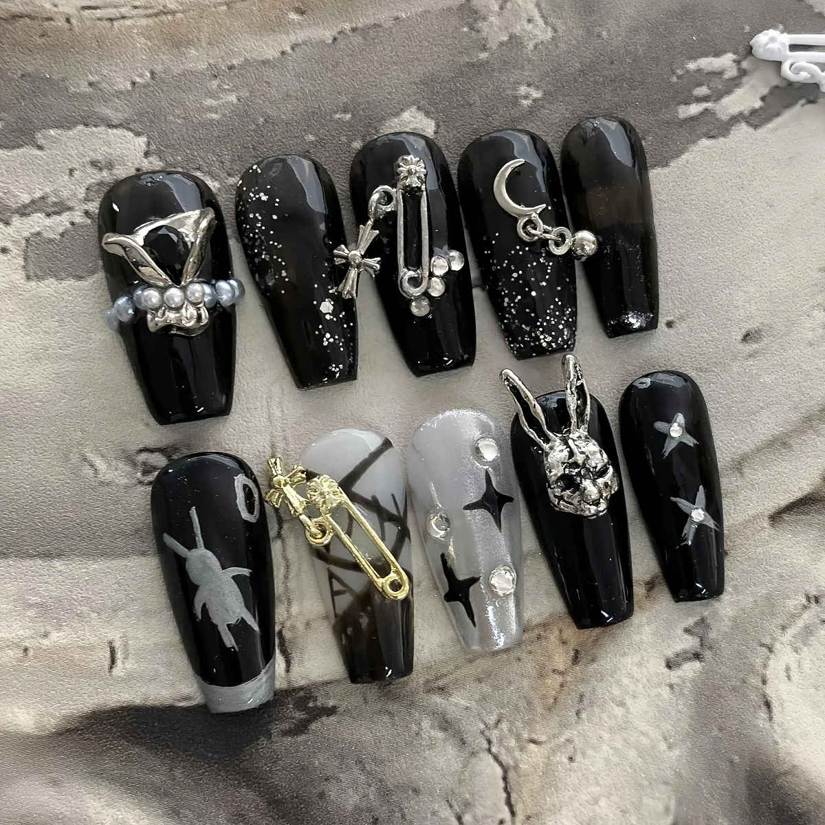 100pcs Hearts inspired Cross Pin Nail Charms Matte Metal Star Moon Pendant Nail Accessories Internet Sensation Nail Decorations