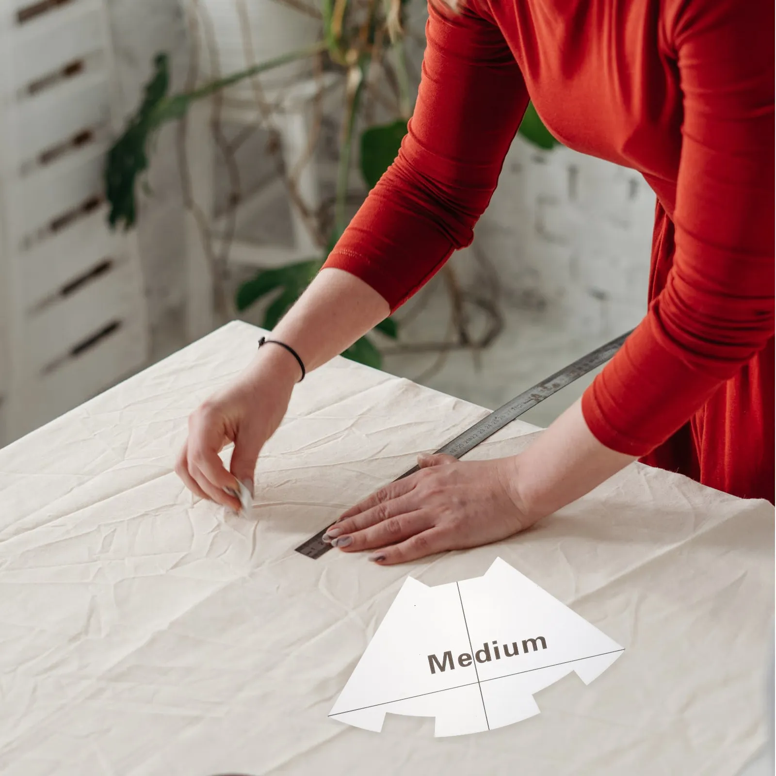 Quilting Triangle Template Ruler – Transparent Plastic Cutting Tool for Patchwork, DIY Crafts & Sewing