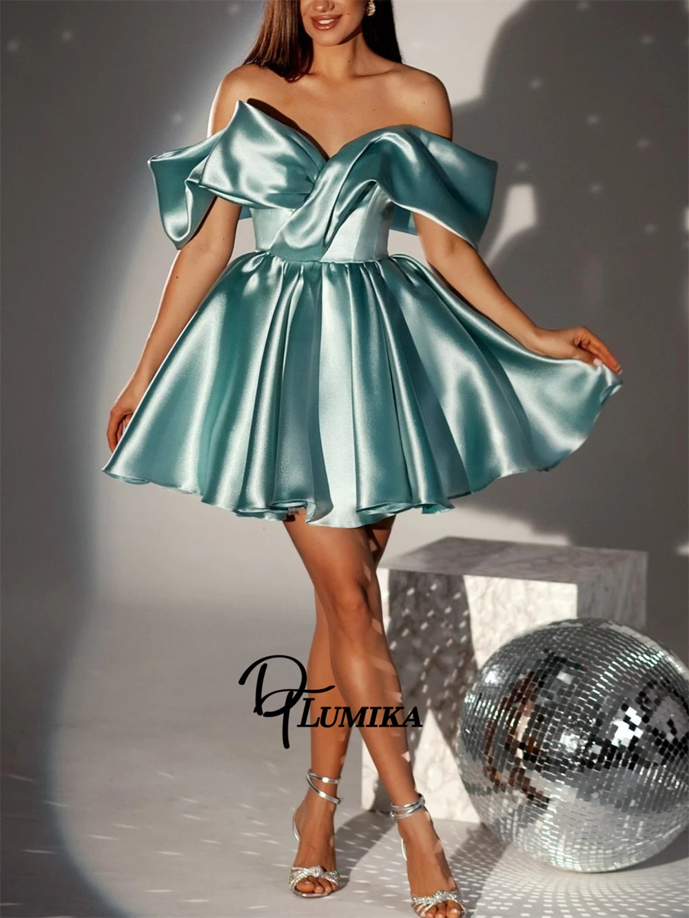 DTLumika Off the Shoulder Strapless Prom Dress Cocktail Club Formal Gowns Customized Glossy Mini Satin Party Dress for Women