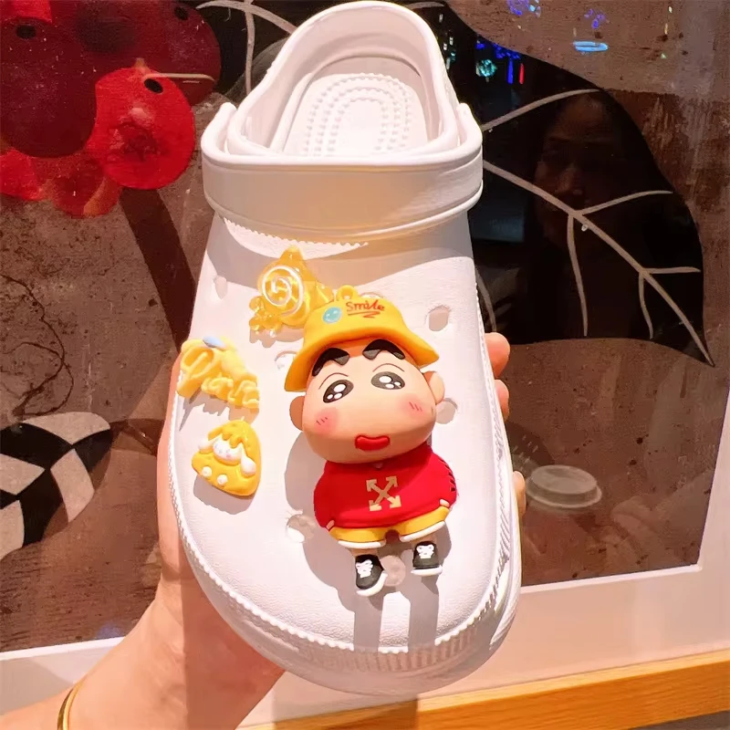 Miniso Whole Set Hot Sale Diy Hole Shoes Charms  3D Cute Comic Character Shoes Buckle Set Shoe Flower Detachable Girl Gift