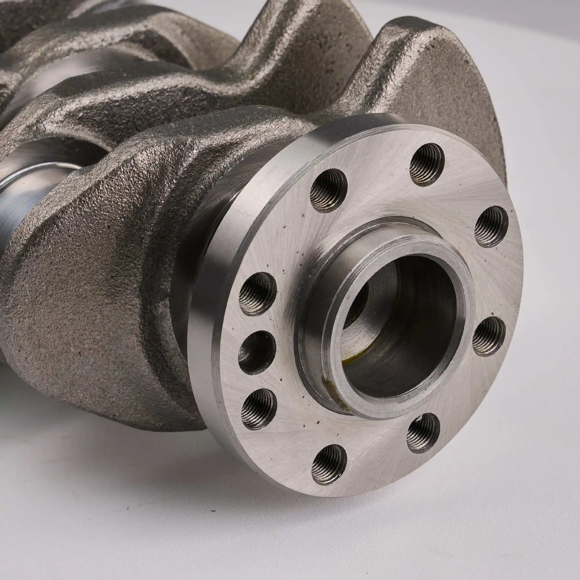 Engine Crankshaft For Mercedes-Benz M271 CGI 271.860 271.910 1.8L 2.0L 2.6L OE A2710300301