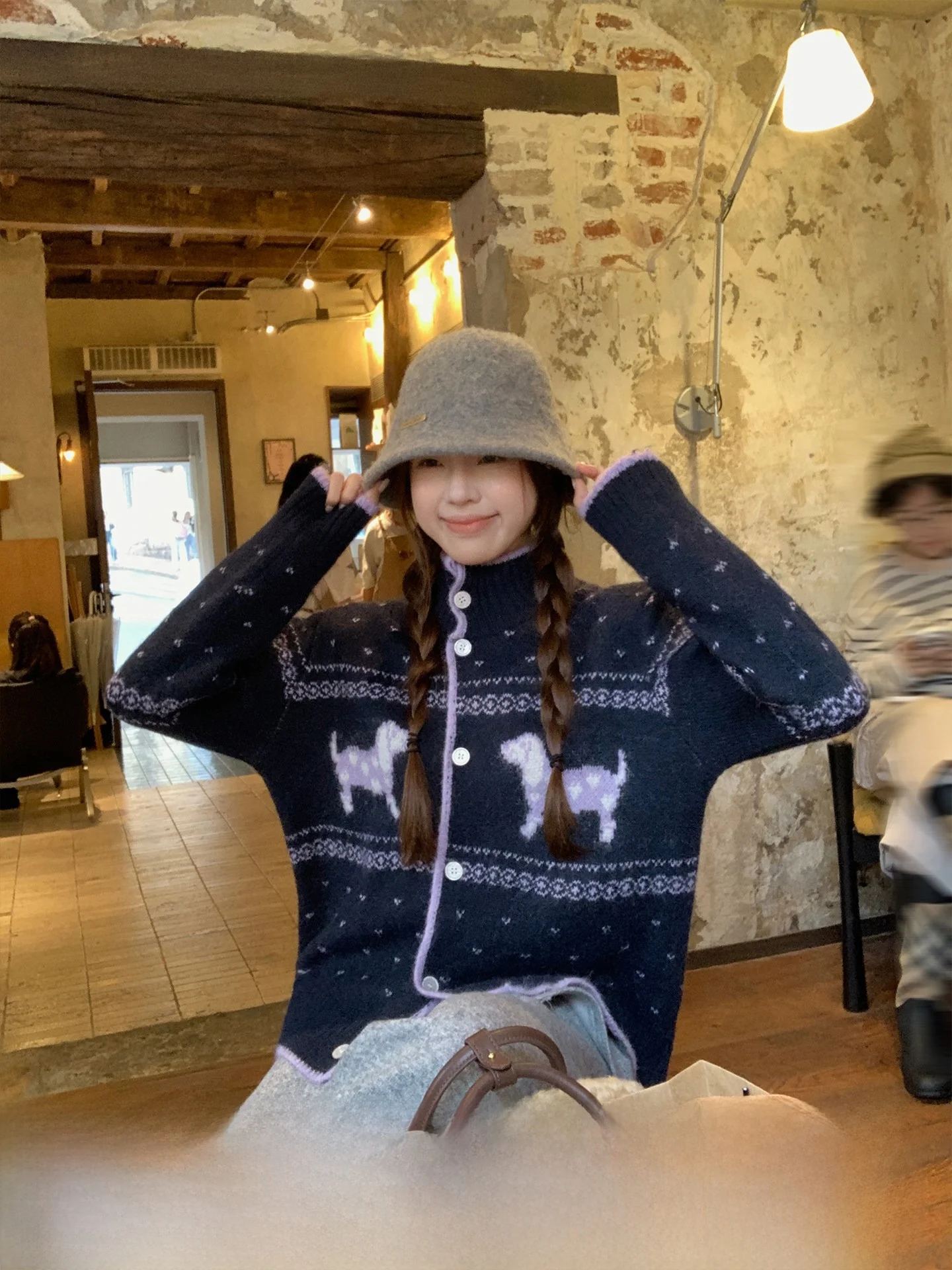 

Women's Vintage Lazy Sle Loose Fit Knitted Cardigan Sweater with Dog Pattern Stand Collar Open Front Long Sve Top