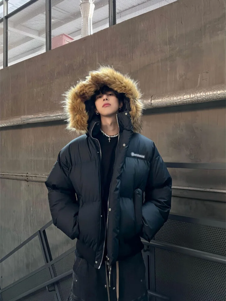 

Мужская зимняя утепленная куртка из искусственной кожи с хлопковой подкладкой, короткая, с капюшоном, большим меховым воротником, свободного кроя, повседневная, теплая, модная