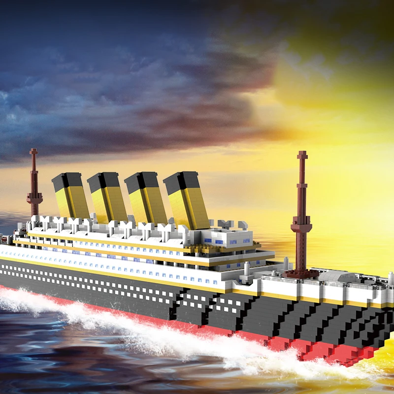 Titanic building block assembly toy giant boy girl puzzle cruise ship model