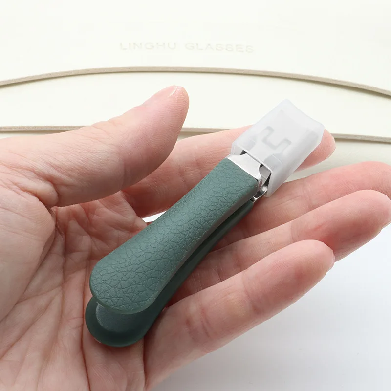 1PC Professionele Rvs Nagelknipper Set voor Dikke Nagels Anti-Splash Sharp Trimmer Nagel Pedicure Manicure gereedschap